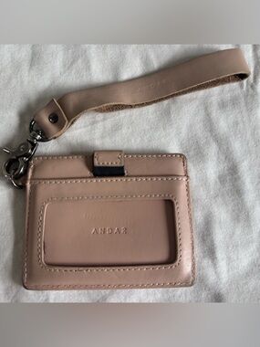ANDAR Blush Leather Wristlet ID Card Holder